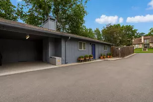 1706 Royal Hill Dr, Austin, TX 78741 - Photo 20