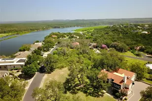 333 Quail Run Ct, Spicewood, TX 78669 - Photo 2