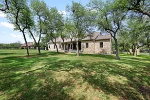 231 Neal Dr, Liberty Hill, TX 78642 - Photo 36