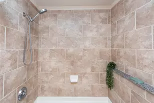 360 Nueces St, Austin, TX 78701 - Photo 18