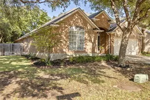 7124 Quimper Ln, Austin, TX 78749 - Photo 2