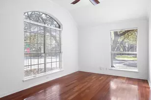 7124 Quimper Ln, Austin, TX 78749 - Photo 4