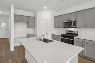 203 Mustang Lk Cir, Buda, TX 78610 - Photo 10