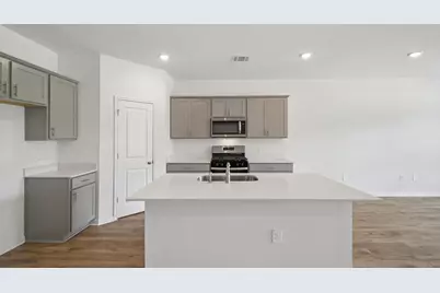 203 Mustang Lake Circle, Buda, TX 78610 - Photo 10