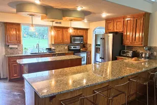 137 Wamel Way, Cedar Creek, TX 78612 - Photo 4