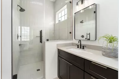 1736 Bunche Road #B5, Austin, TX 78721 - Photo 24