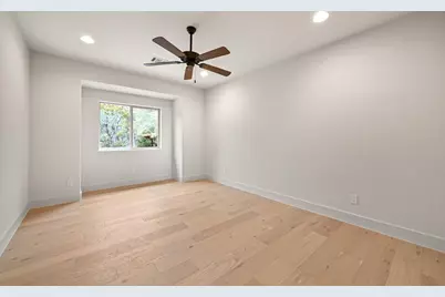 2800 Barton Point Drive, Austin, TX 78733 - Photo 24