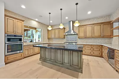 2800 Barton Point Drive, Austin, TX 78733 - Photo 10