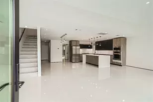 2203 Walsh Tarlton Ln, Austin, TX 78746 - Photo 2