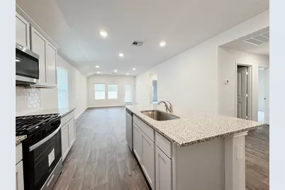 1207 Camden Lane, Lockhart, TX 78644 - Photo 4