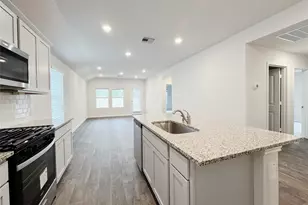 1207 Camden Ln, Lockhart, TX 78644 - Photo 4