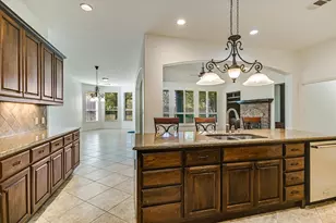 2019 Westvalley Pl, Round Rock, TX 78665 - Photo 4