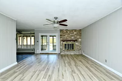 7509 Daugherty Street, Austin, TX 78757 - Photo 6