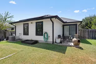 4202 King's Canyon Dr, Taylor, TX 76574 - Photo 26