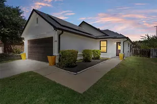 4202 King's Canyon Dr, Taylor, TX 76574 - Photo 1