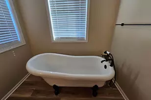 555 Paint Creek Rd, McDade, TX 78650 - Photo 10