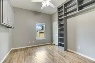 1002 Madison Cir, Marble Falls, TX 78654 - Photo 14