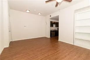 1401 E 4th St, Austin, TX 78702 - Photo 4