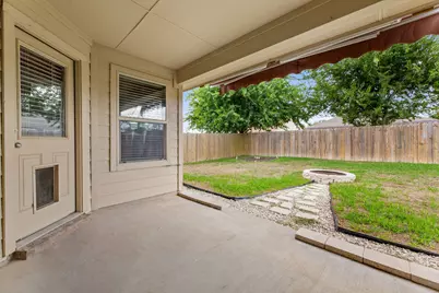 1005 Ibis Falls Loop, Jarrell, TX 76537 - Photo 32