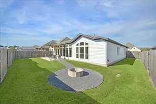 16709 Christina Garza Dr, Manor, TX 78653 - Photo 40