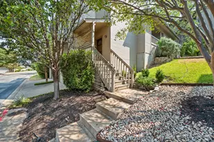 5512 Oakwood Cove, Austin, TX 78731 - Photo 2
