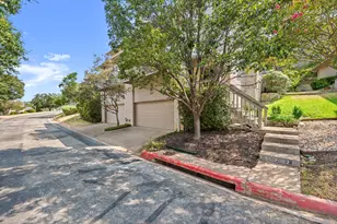 5512 Oakwood Cove, Austin, TX 78731 - Photo 32