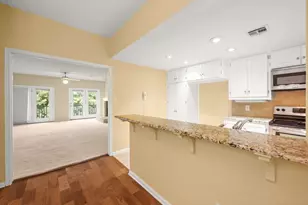 5512 Oakwood Cove, Austin, TX 78731 - Photo 8