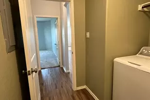 105 Guardian Angel Ct, Jarrell, TX 76537 - Photo 20