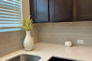 105 Guardian Angel Ct, Jarrell, TX 76537 - Photo 4