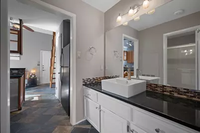 2210 Pearl Street #301, Austin, TX 78705 - Photo 18