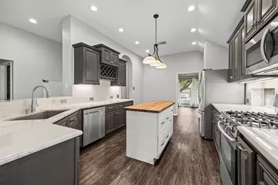 13404 Caballero Cove, Austin, TX 78727 - Photo 8