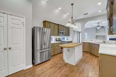 13404 Caballero Cove, Austin, TX 78727 - Photo 6