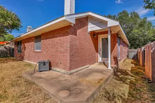 13404 Caballero Cove, Austin, TX 78727 - Photo 20