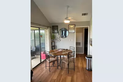 1013 Chestnut Street #Building C, Unit 5, San Marcos, TX 78666 - Photo 8