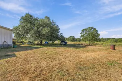 4321 County Road 444, Waelder, TX 78959 - Photo 22