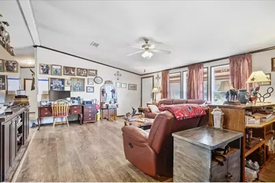 4321 County Road 444, Waelder, TX 78959 - Photo 4
