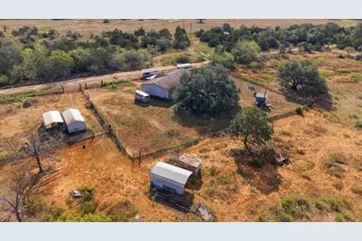 4321 County Road 444, Waelder, TX 78959 - Photo 26