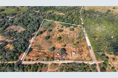 4321 County Road 444, Waelder, TX 78959 - Photo 34