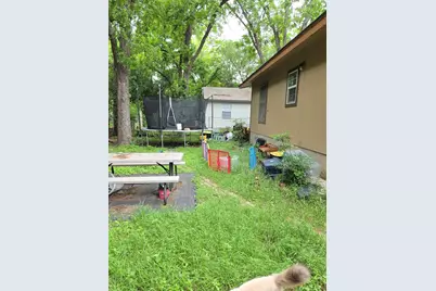 714 S C M Allen Parkway, San Marcos, TX 78666 - Photo 2