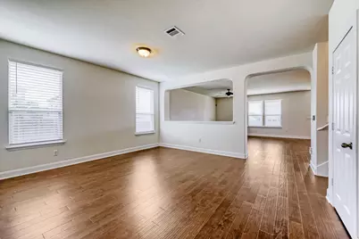 7632 Knockfin Drive, Austin, TX 78744 - Photo 4