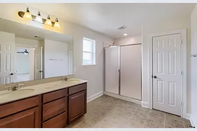 7632 Knockfin Drive, Austin, TX 78744 - Photo 20