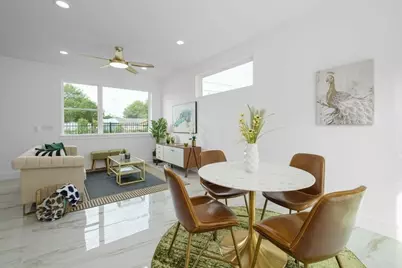 4902 Lott Avenue, Austin, TX 78721 - Photo 8