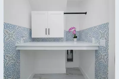 4902 Lott Avenue, Austin, TX 78721 - Photo 26