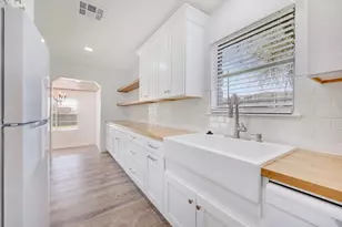 801 Salem Ln, Austin, TX 78753 - Photo 12