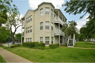 3400 Speedway #304, Austin, TX 78705 - Photo 2