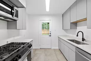 4908 Hawk Cove, Austin, TX 78745 - Photo 6