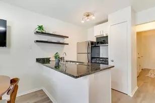 2401 Manor Rd, Austin, TX 78722 - Photo 14