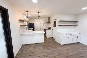 2609 Loyola Ln, Austin, TX 78723 - Photo 2