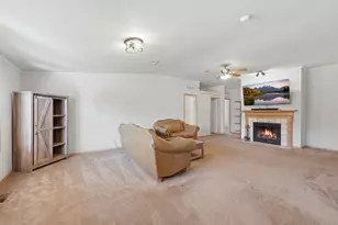 10100 Varisco Ln, Bryan, TX 77807 - Photo 4