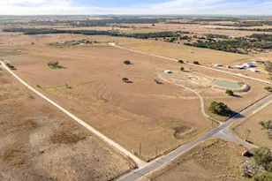 2501 Co Rd 224, Florence, TX 76527 - Photo 1